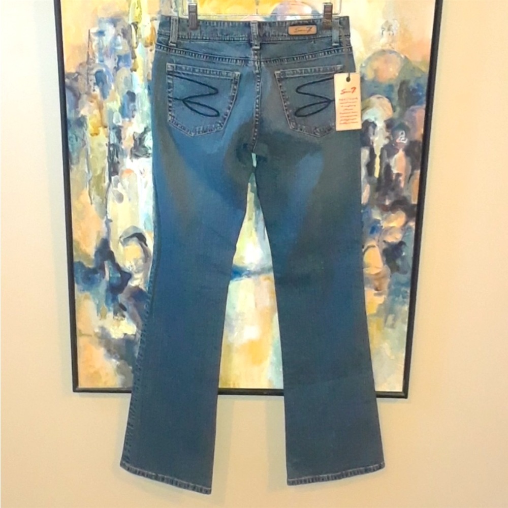 NWT Seven denim flares Sz 28...distressed (but not as much as 1st photo (stock) - Picture 2 of 5